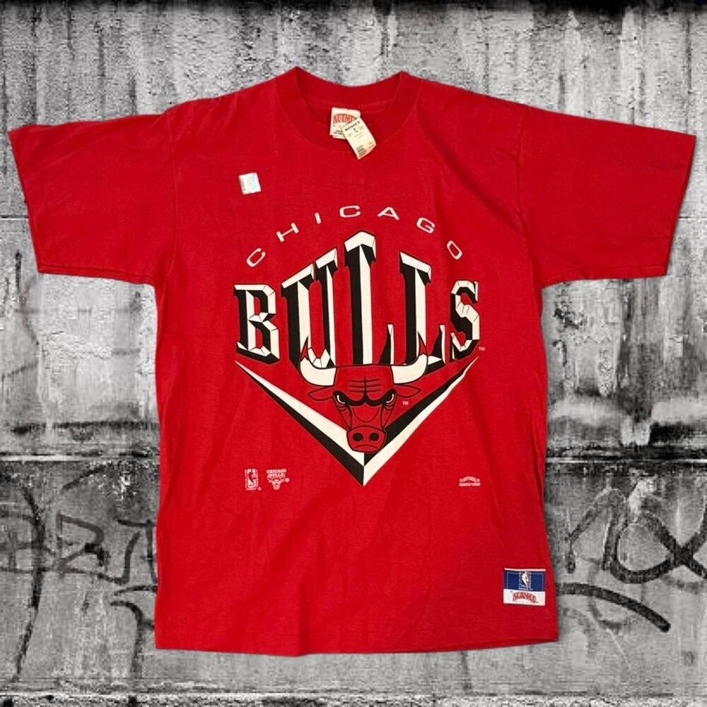 Vintage Chicago Bulls Nutmeg Mills Deadstock Single Stitch T Shirt USA XL